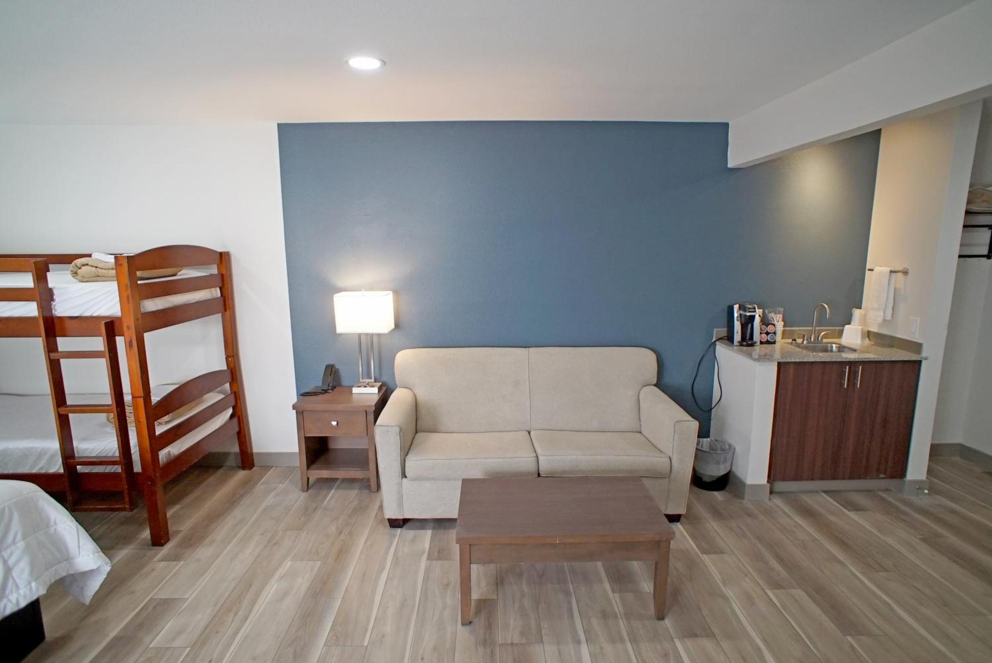 Baymont By Wyndham Monte Vista Hotel Room photo