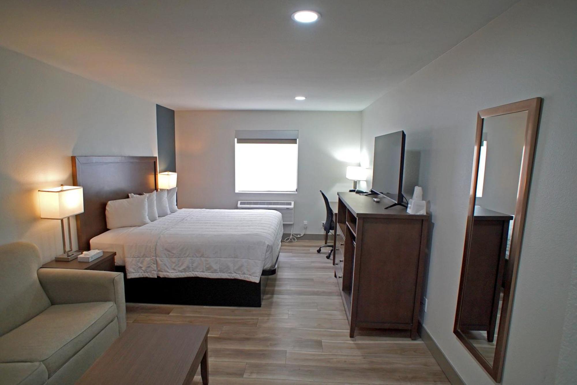 Baymont By Wyndham Monte Vista Hotel Room photo