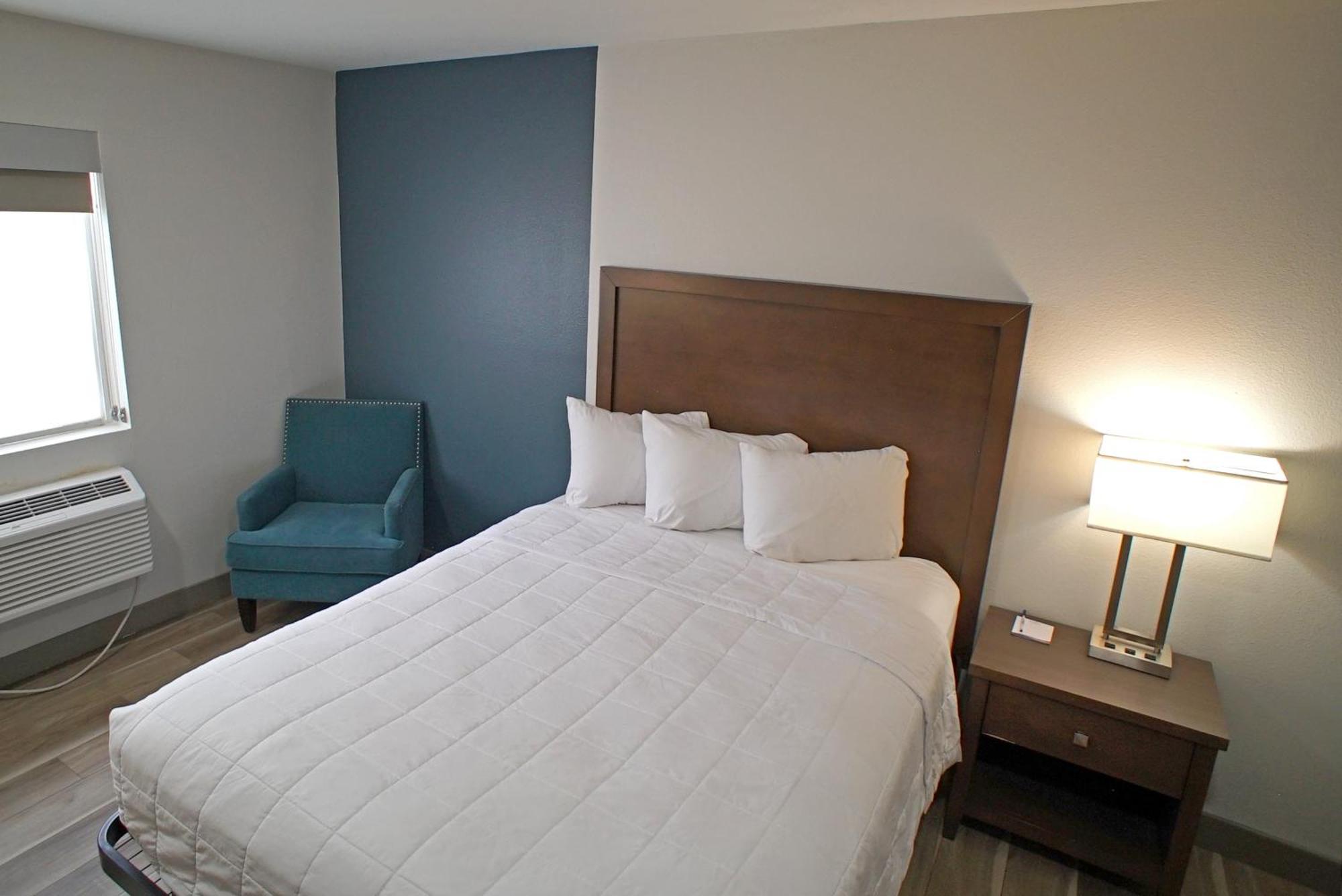 Baymont By Wyndham Monte Vista Hotel Room photo